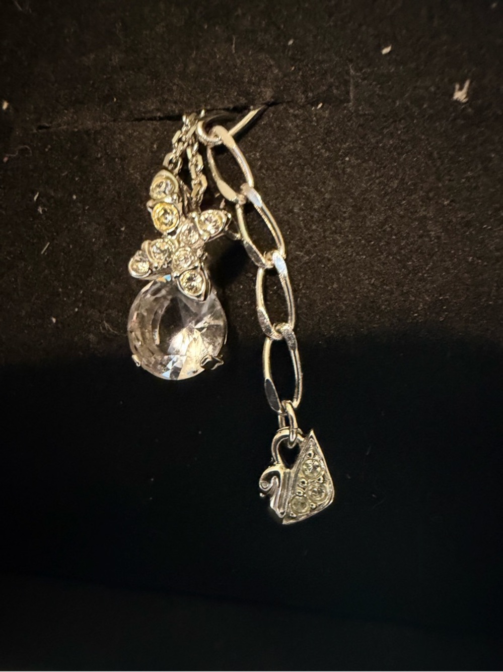 Swarovski drop necklace Stilla collection